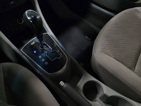 Used 2014 Hyundai Accent GLS w/ Option Group 2 image 26