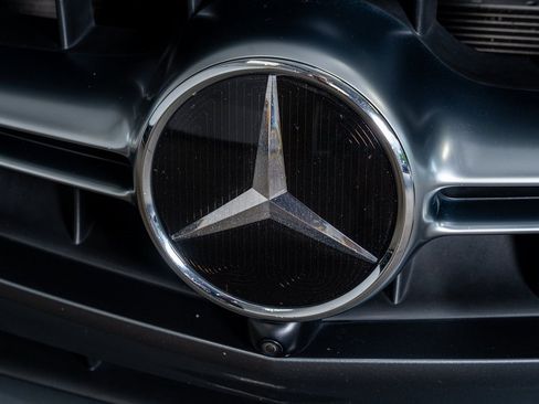 Used 2019 Mercedes-Benz E 63 AMG S image 16