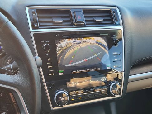 Used 2018 Subaru Outback 2.5i Limited image 21