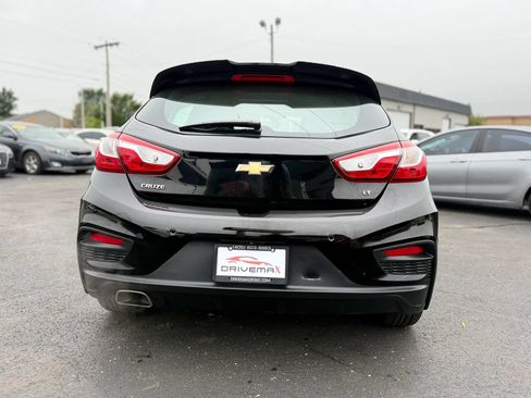 Used 2018 Chevrolet Cruze LT w/ Convenience Package FWD image 5