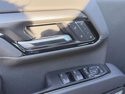 New 2026 GMC Sierra 2500 AT4 w/ AT4 Premium Plus Package image 9