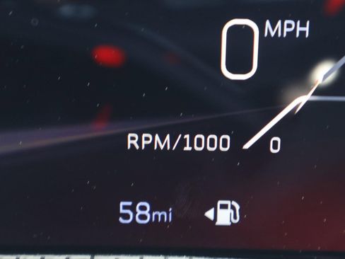 Used 2025 Cadillac Escalade V w/ LPO, ONYX Package image 21