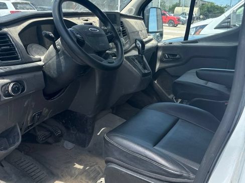 Used 2023 Ford Transit 350 DRW RWD image 1