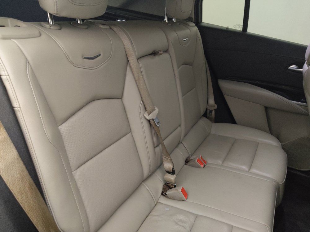 Used 2023 Cadillac XT4 Premium Luxury w/ Technology Package FWD image 19