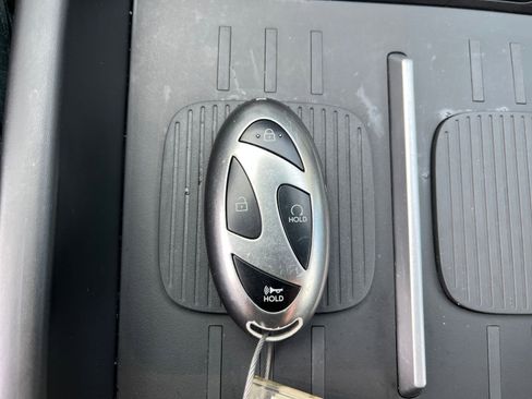 Used 2025 Hyundai Santa Fe SEL image 21