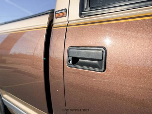 Used 1994 Chevrolet Silverado 1500 2WD Regular Cab image 48