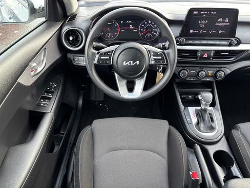 Certified 2023 Kia Forte LXS image 19