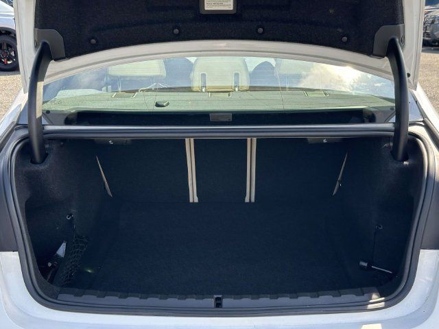 Used 2021 BMW 330i xDrive Sedan w/ Convenience Package AWD/4WD image 10
