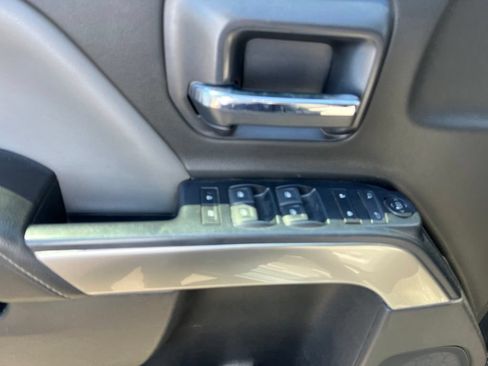 Used 2018 Chevrolet Silverado 1500 LT w/ All Star Edition RWD image 13