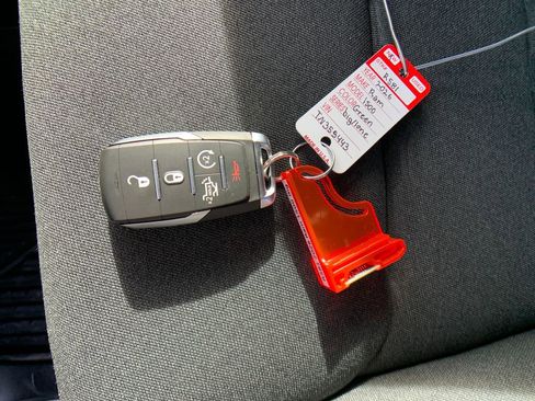 New 2026 RAM 1500 4x4 Crew Cab image 29