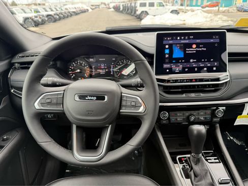 Used 2026 Jeep Compass Latitude w/ Quick Order Package 29K image 14