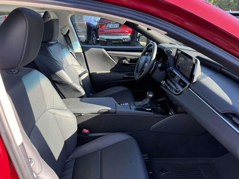 Used 2023 Lexus ES 350 Premium image 15