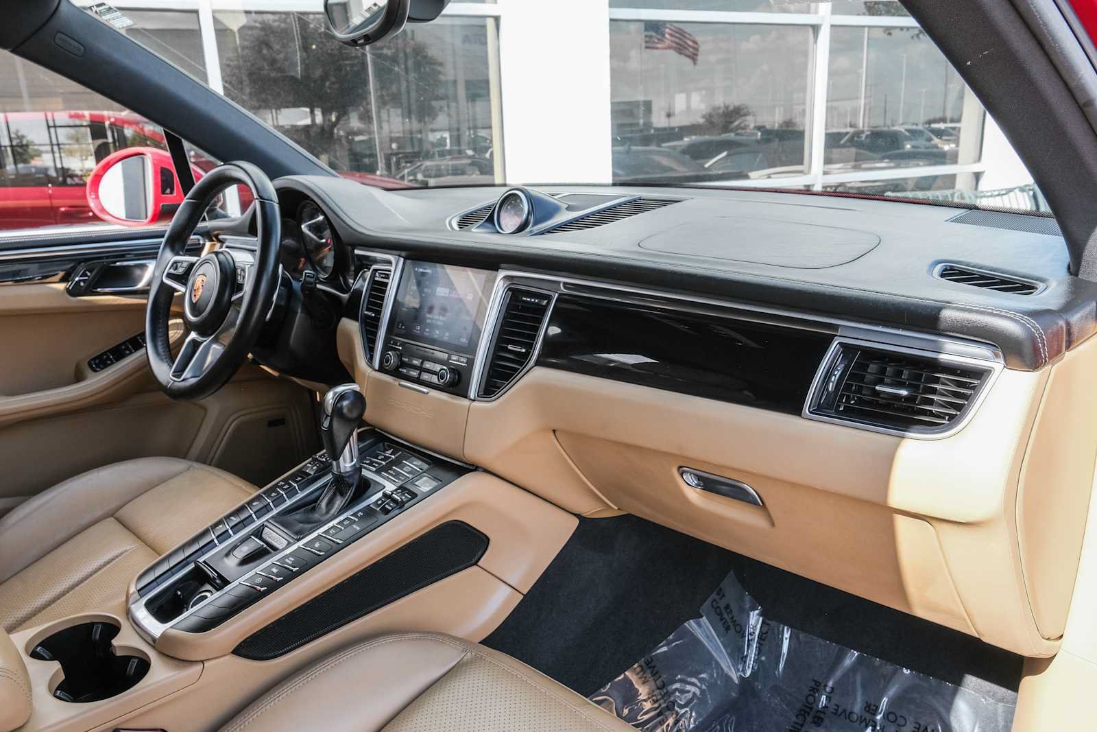Used 2018 Porsche Macan S AWD/4WD image 27