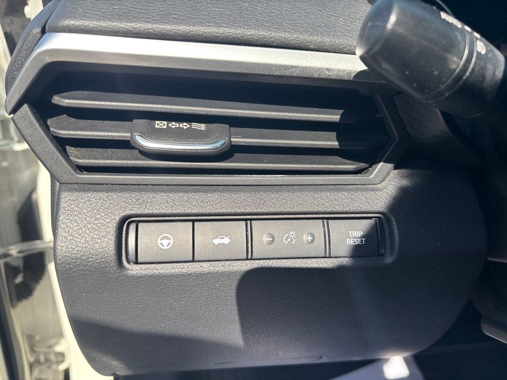 Used 2019 Nissan Altima 2.5 SV AWD/4WD image 36