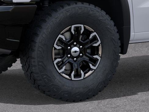 New 2026 Chevrolet Silverado 1500 ZR2 w/ LPO, Dark Essentials Package AWD/4WD image 9