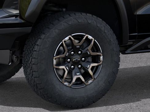 New 2026 Chevrolet Colorado ZR2 image 9