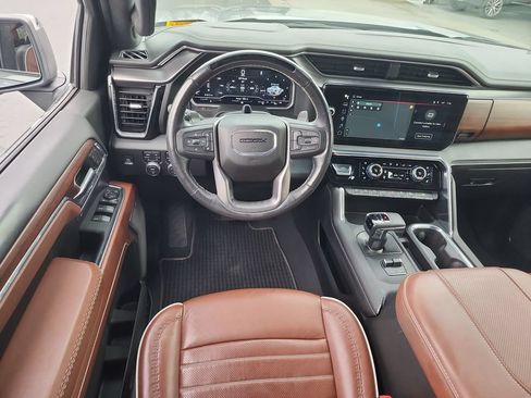 Certified 2024 GMC Sierra 1500 Denali Ultimate AWD/4WD image 10