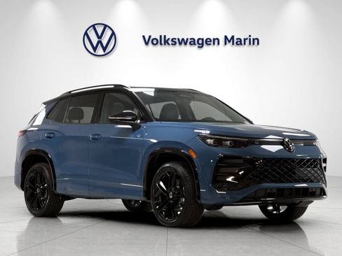 New 2026 Volkswagen Tiguan SE R-Line AWD/4WD image 7
