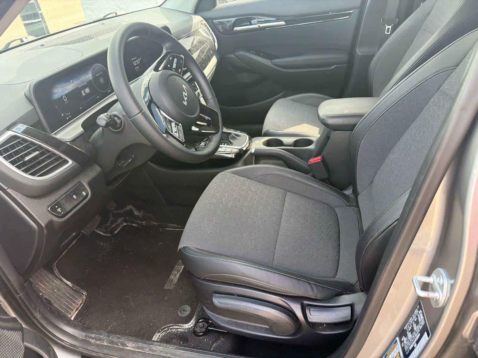 Used 2024 Kia Seltos S AWD/4WD image 10
