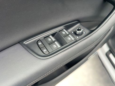 Used 2024 Audi Q7 3.0T Premium Plus image 21