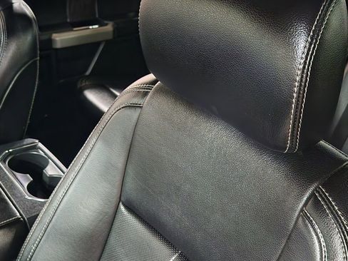 Used 2020 Ford F250 Lariat w/ Lariat Ultimate Package image 34