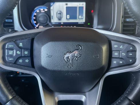 Used 2024 Ford Bronco Wildtrak image 24