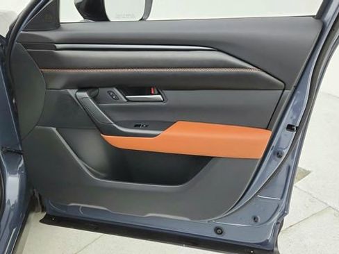 Used 2024 MAZDA CX-50 AWD 2.5 Turbo w/ Cargo Package image 39