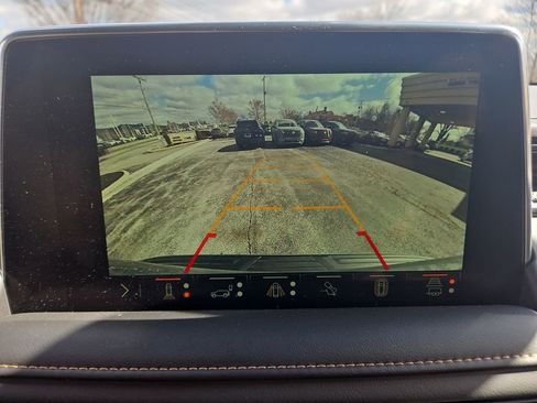 Used 2024 GMC Yukon XL AT4 w/ AT4 Premium Plus Package image 21