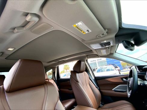 Certified 2025 Acura MDX SH-AWD w/ Technology Package image 12