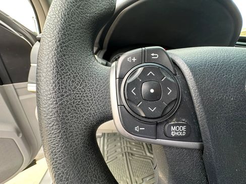 Used 2012 Toyota Camry LE FWD image 22