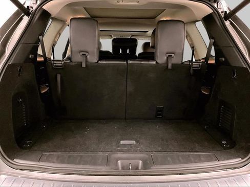 Used 2019 Nissan Pathfinder Platinum AWD/4WD image 35