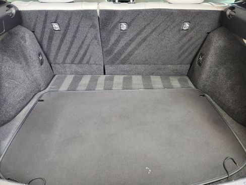 Used 2019 Lexus UX 200 w/ Premium Package image 34