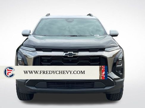 Used 2025 Chevrolet Equinox ACTIV w/ Safety and Technology Package FWD image 10
