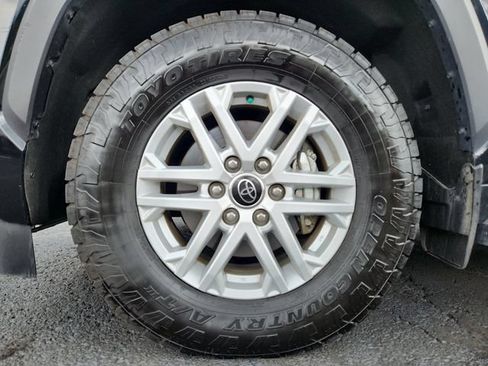 Certified 2023 Toyota Sequoia SR5 w/ SR5 Premium Package AWD/4WD image 25
