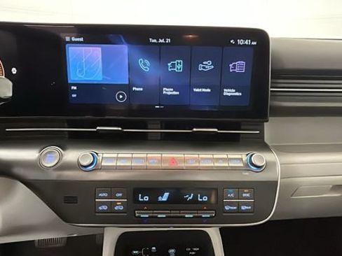 Used 2024 Hyundai Kona SEL FWD image 23