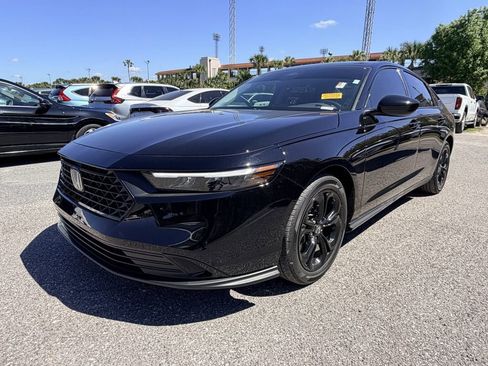 Used 2025 Honda Accord SE image 8