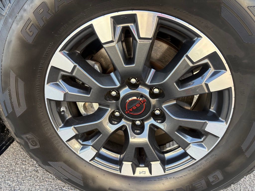 Used 2024 Nissan Titan PRO-4X w/ Pro-4x Utility Package AWD/4WD image 11