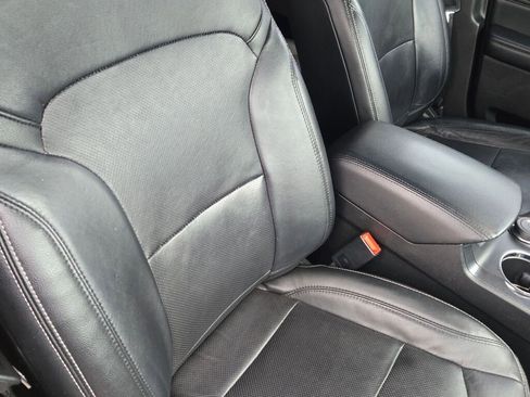 Used 2016 Ford Explorer Limited image 7