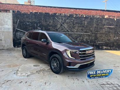 Used 2025 GMC Acadia Elevation