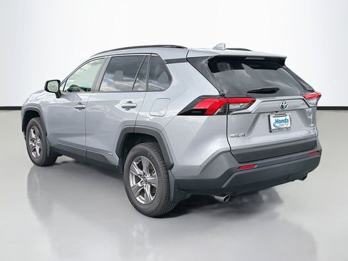 Used 2024 Toyota RAV4 LE AWD/4WD image 7