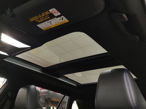 Used 2022 Toyota RAV4 XSE image 5