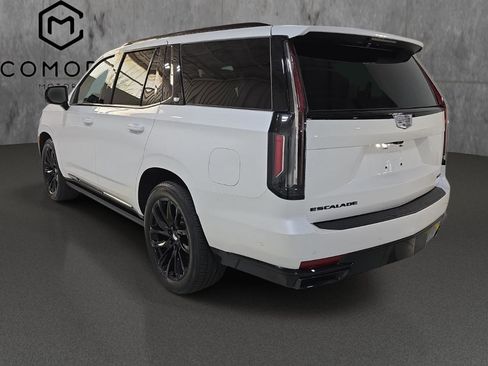 Used 2024 Cadillac Escalade Sport Platinum w/ LPO, ONYX Package AWD/4WD image 7