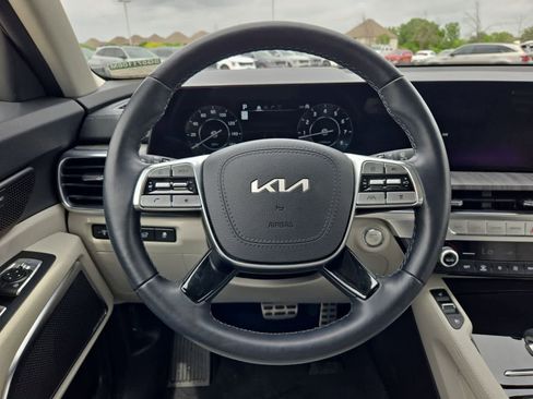 Used 2025 Kia Telluride SX image 22