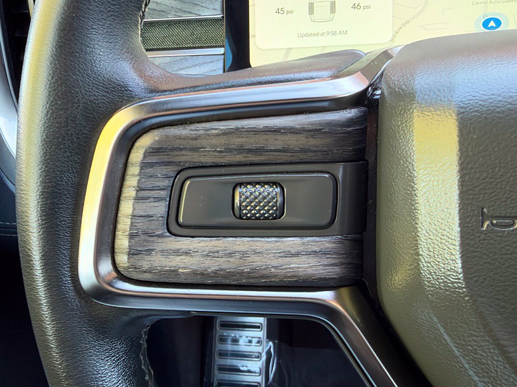 Used 2022 Rivian R1T Adventure AWD/4WD image 31