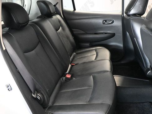 Used 2014 Nissan Leaf SL w/ Premium Package FWD image 21