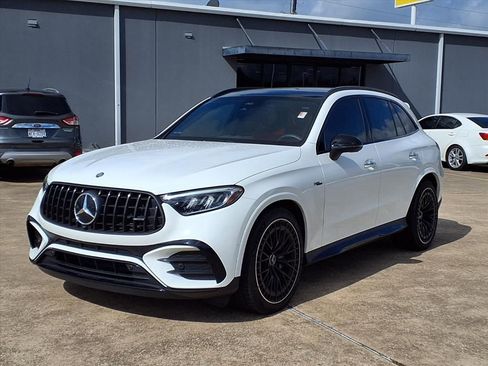 Used 2025 Mercedes-Benz GLC 43 AMG 4MATIC image 3
