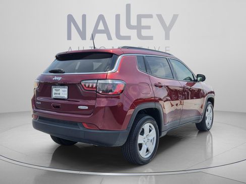 Used 2022 Jeep Compass Latitude AWD/4WD image 5
