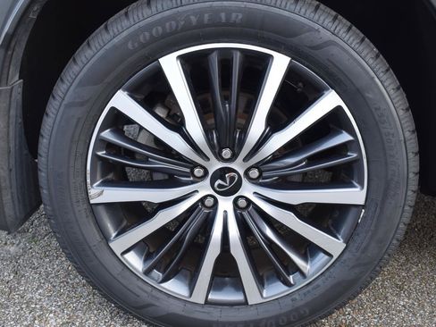 Used 2023 INFINITI QX60 Sensory w/ Vision Package AWD/4WD image 15