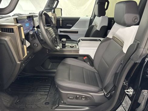 Certified 2025 GMC Hummer EV 3X AWD/4WD image 10