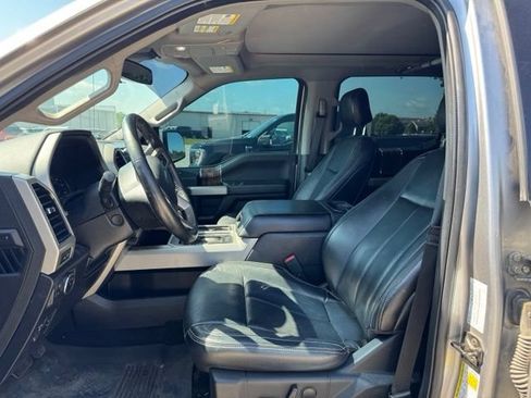 Used 2020 Ford F150 Lariat w/ Equipment Group 502A Luxury AWD/4WD image 3
